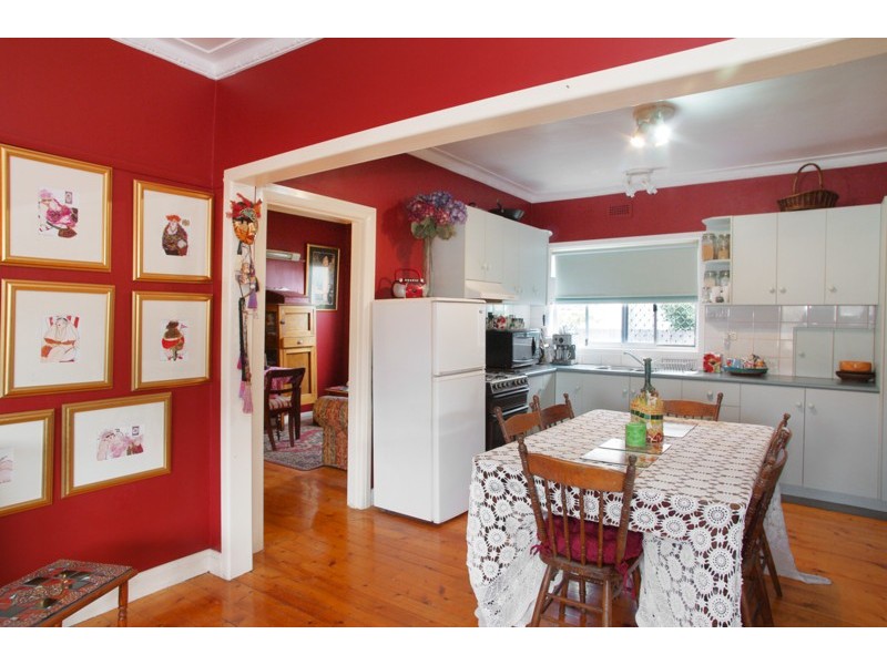 30 Charlotte Avenue, Newcomb VIC 3219