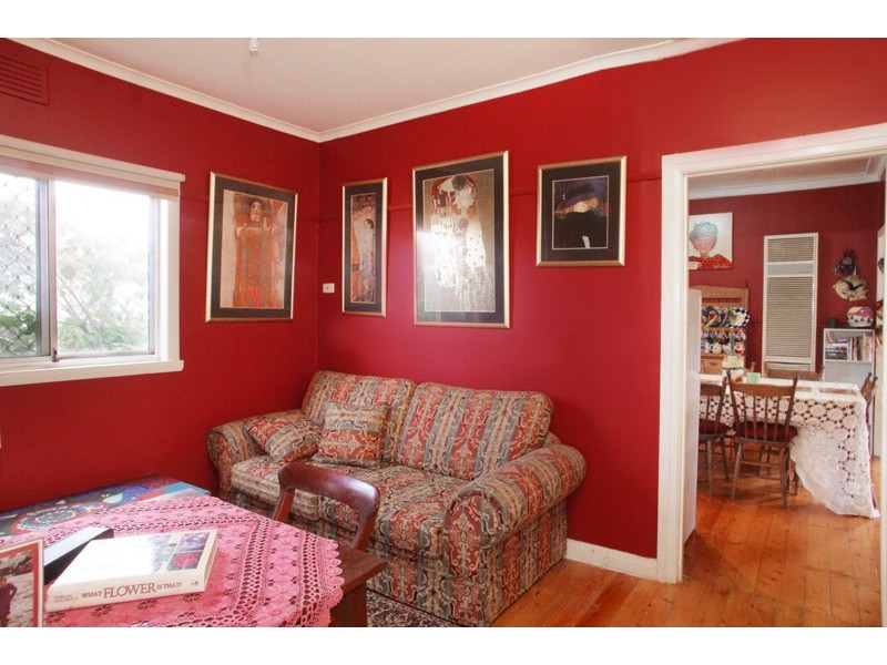 30 Charlotte Avenue, Newcomb VIC 3219