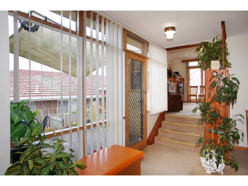 30 Devon Street, Hamlyn Heights VIC 3215