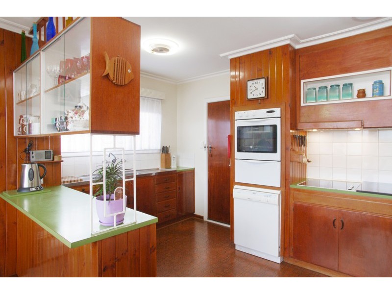 30 Devon Street, Hamlyn Heights VIC 3215