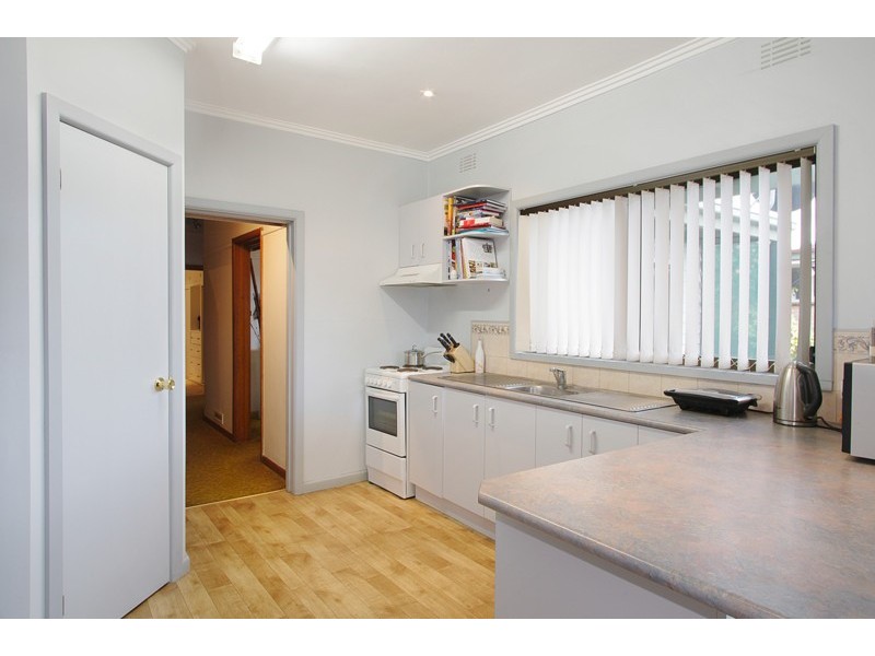 19 Arthur Street, Hamlyn Heights VIC 3215