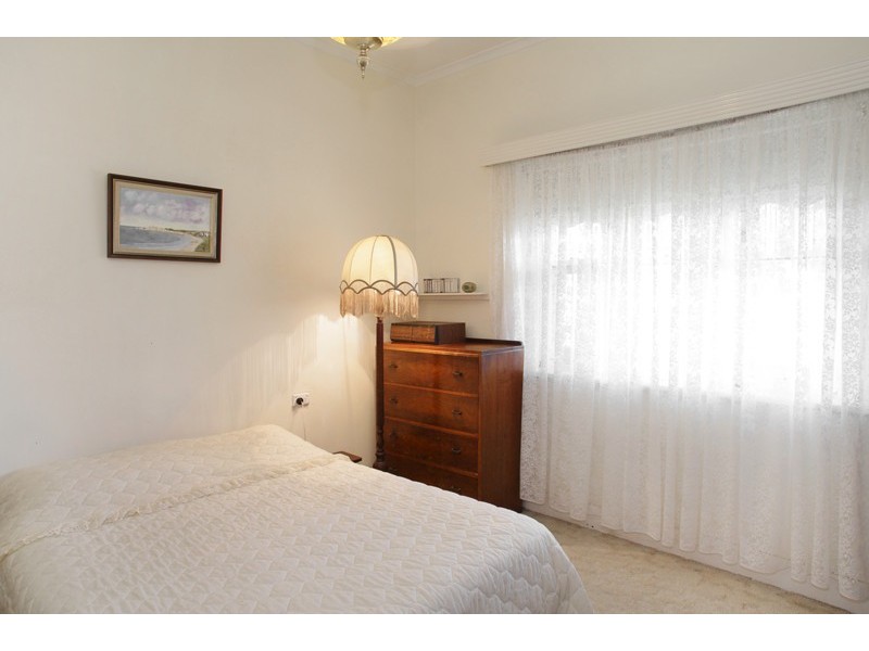 6 Merton Grove, Manifold Heights VIC 3218