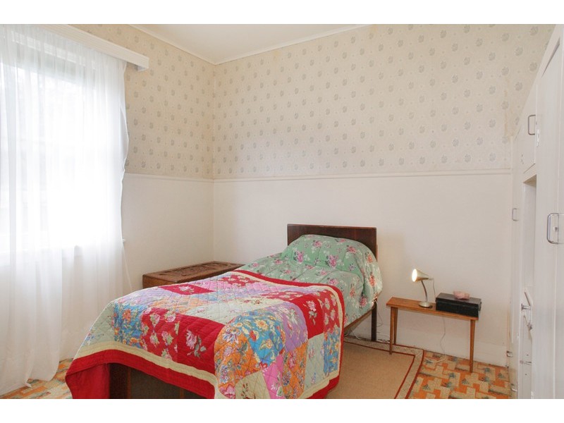 6 Merton Grove, Manifold Heights VIC 3218