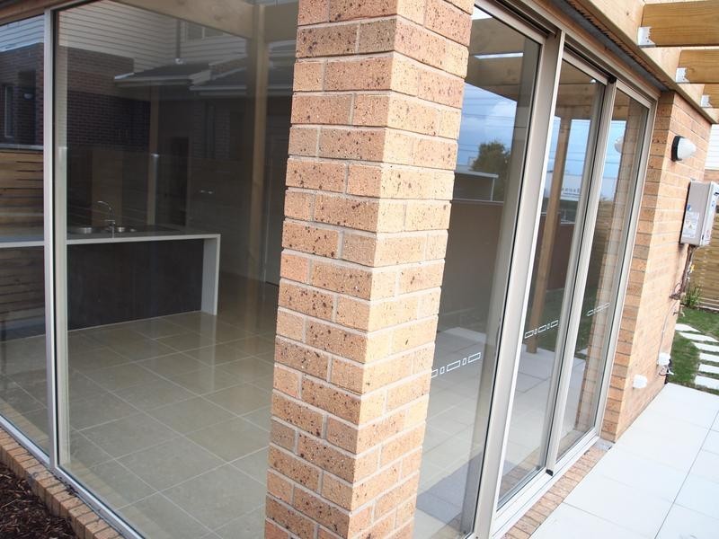 1/108 West Fyans Street, Newtown VIC 3220
