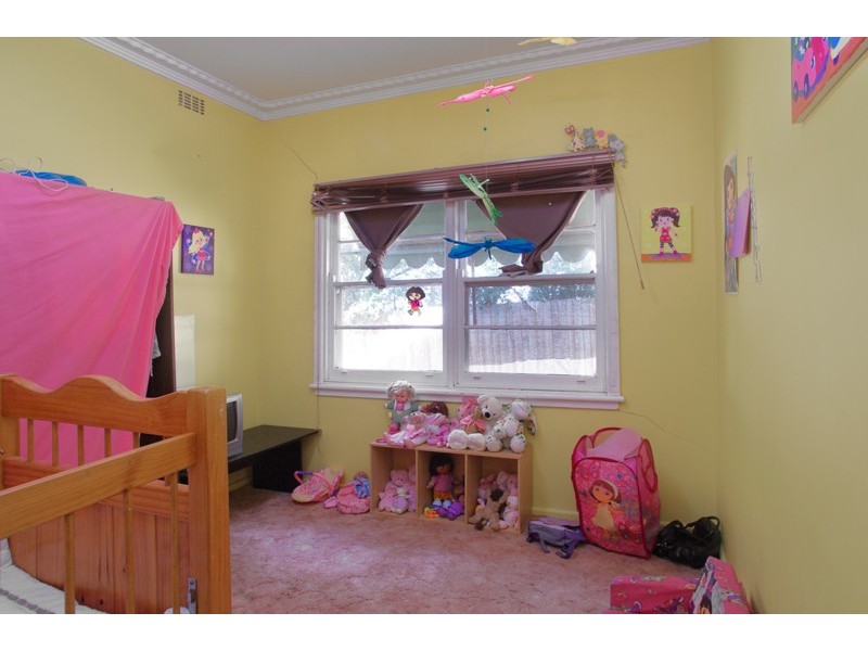 8 Leonard Street, Belmont VIC 3216