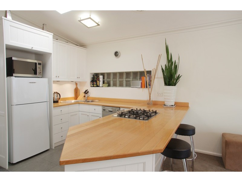 41 Cairns Avenue, Newtown VIC 3220