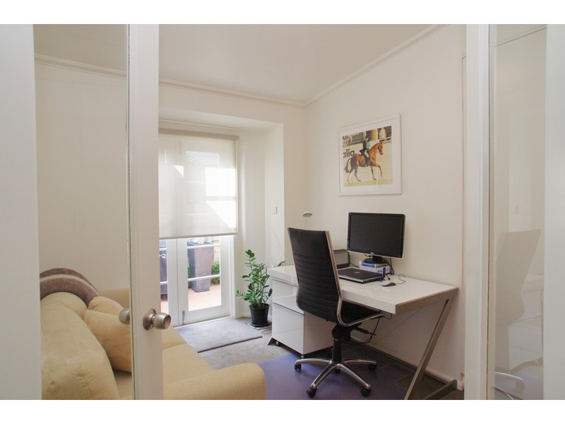 41 Cairns Avenue, Newtown VIC 3220