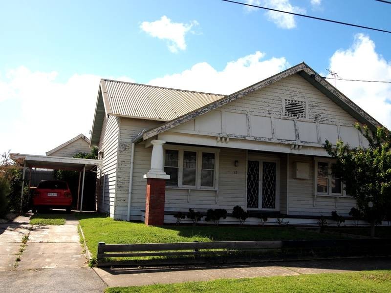 12 Stubbs Avenue, North Geelong VIC 3215