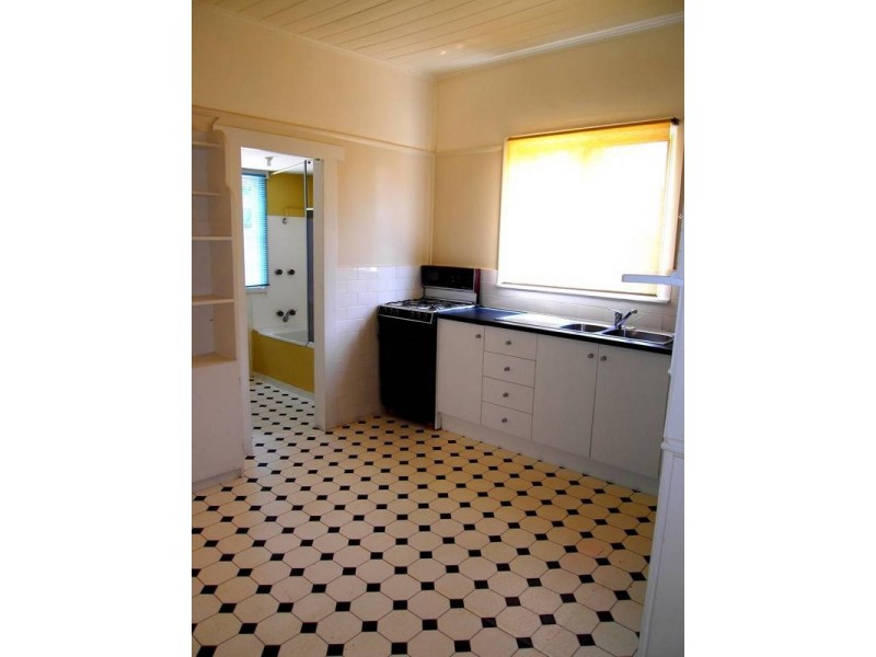 10 Balliang Street, South Geelong VIC 3220