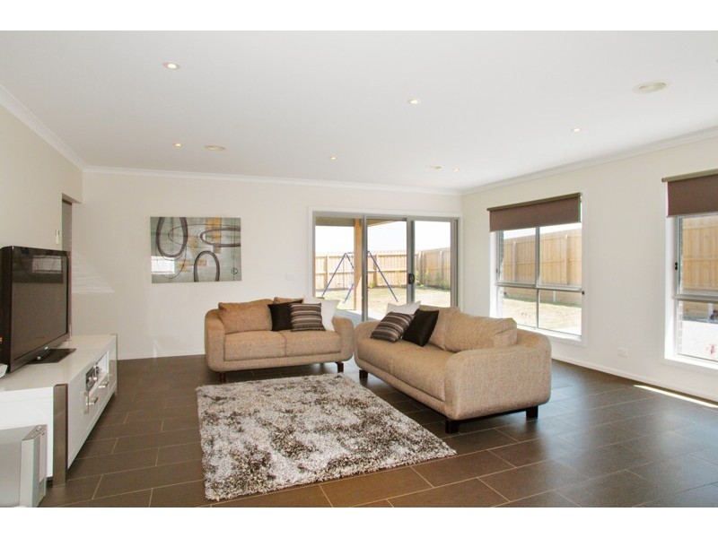 60 Ironbark Street, Waurn Ponds VIC 3216