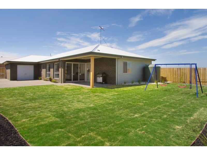 60 Ironbark Street, Waurn Ponds VIC 3216