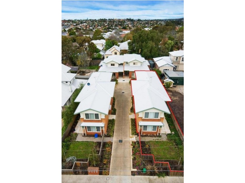 4/27 Roxby Street, Manifold Heights VIC 3218