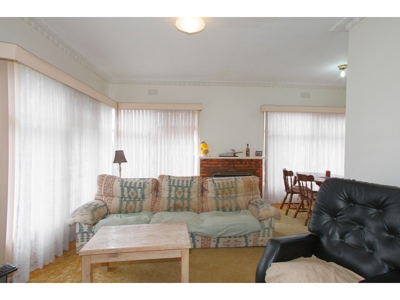 69 Neil Street, Bell Post Hill VIC 3215