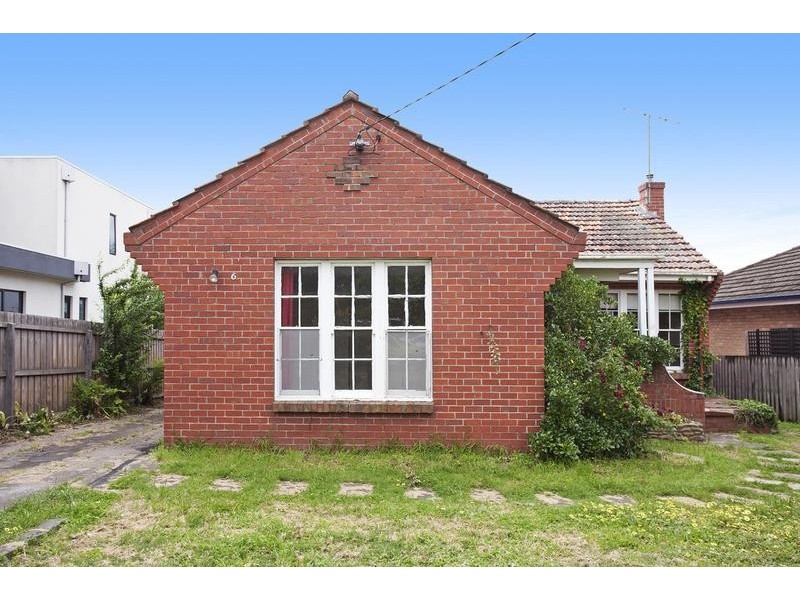 6 Queens Road, Newtown VIC 3220