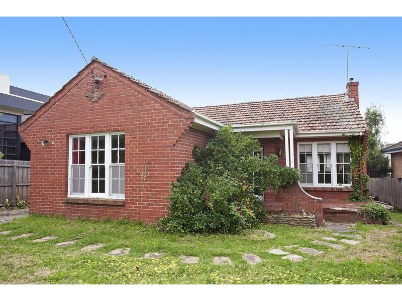 6 Queens Road, Newtown VIC 3220