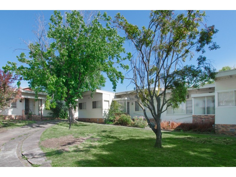 3-5 Stinton Avenue, Newtown VIC 3220