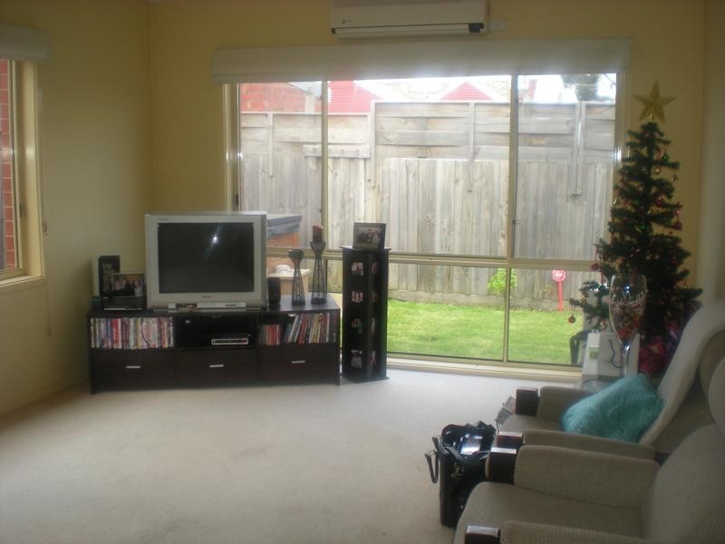 3 Urana Street, Newtown VIC 3220