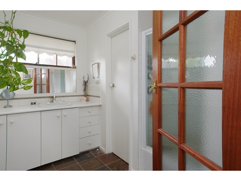 1/139 Barrabool Road, Highton VIC 3216