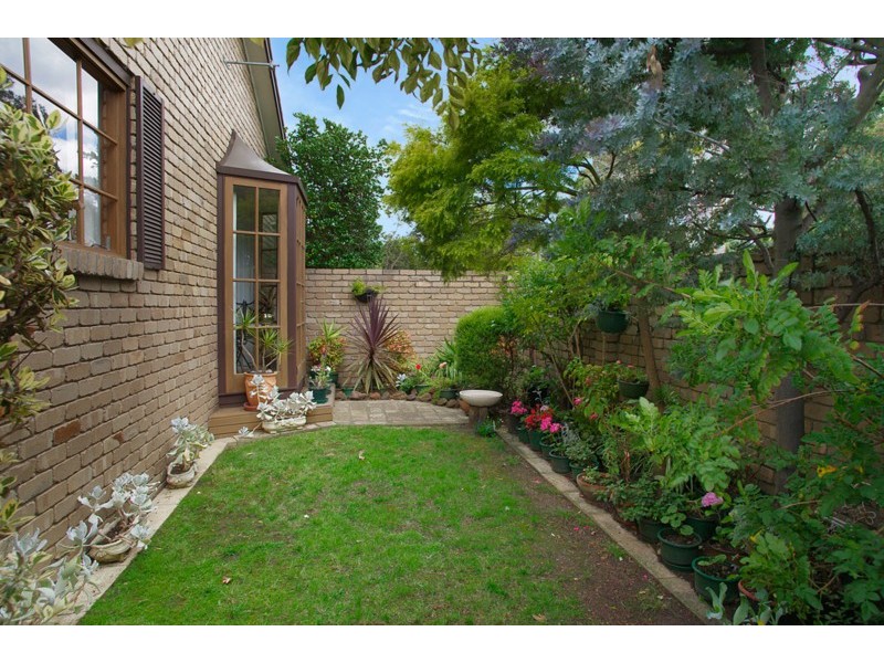 1/139 Barrabool Road, Highton VIC 3216