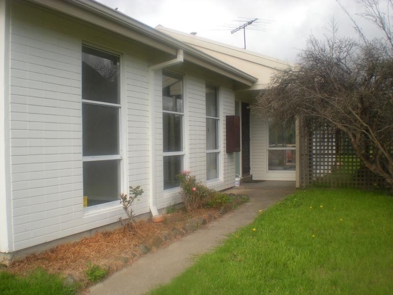 11 Explorer Crt, Whittington VIC 3219