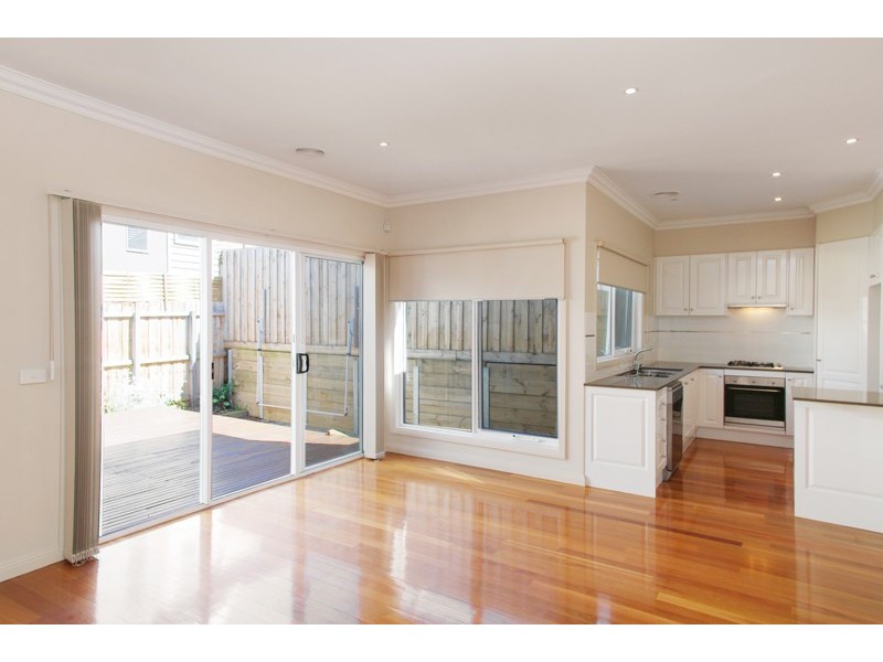 2/41 Percy Street, Newtown VIC 3220