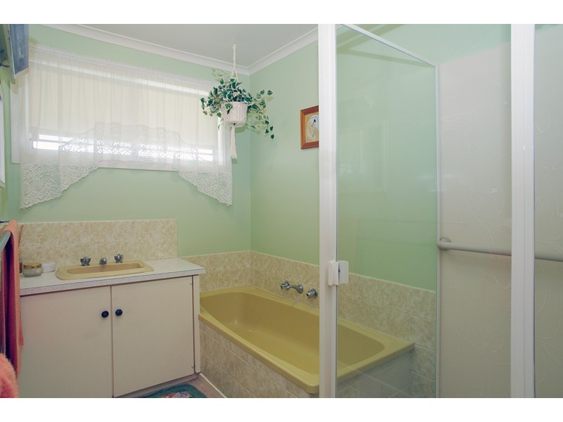 51 Buckingham Road, Newtown VIC 3220