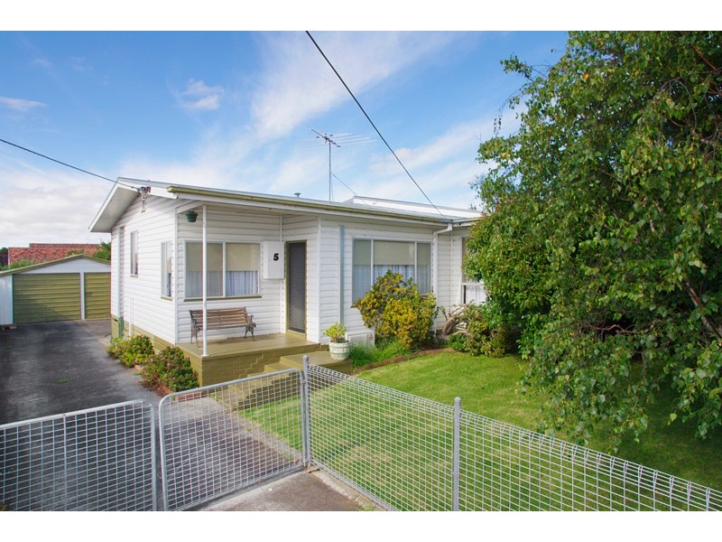 5 Cornish Avenue, Belmont VIC 3216