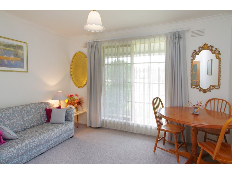 1/139 Barrabool Road, Highton VIC 3216