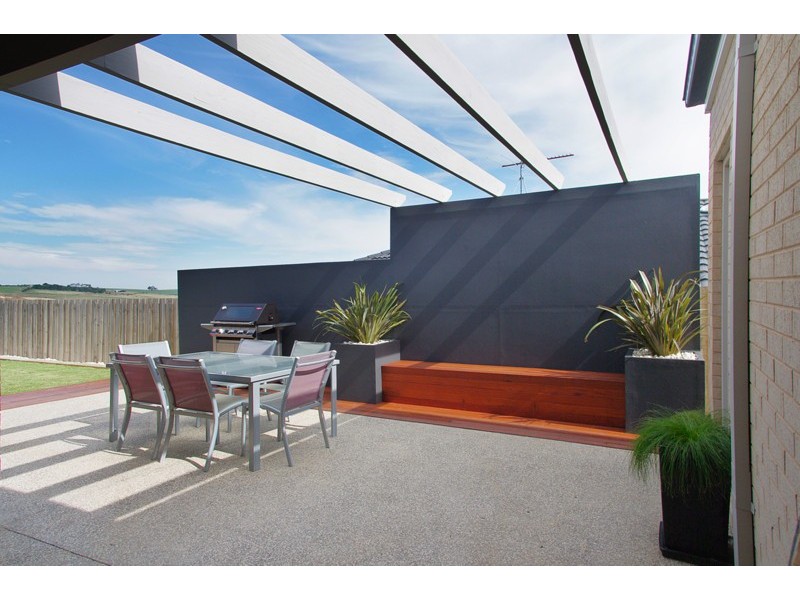 31 Grantham Drive, Highton VIC 3216
