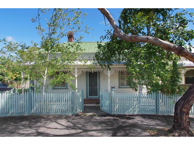 9 Coquette Street, Geelong West VIC 3218