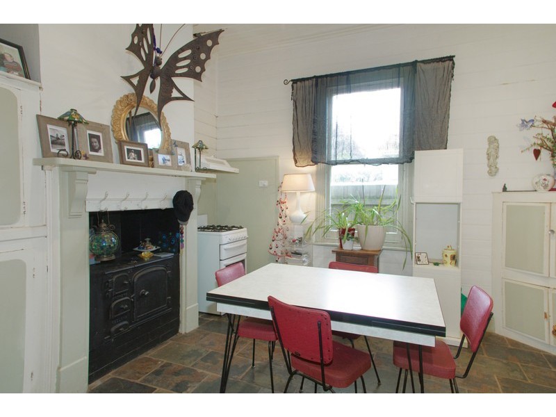 9 Coquette Street, Geelong West VIC 3218