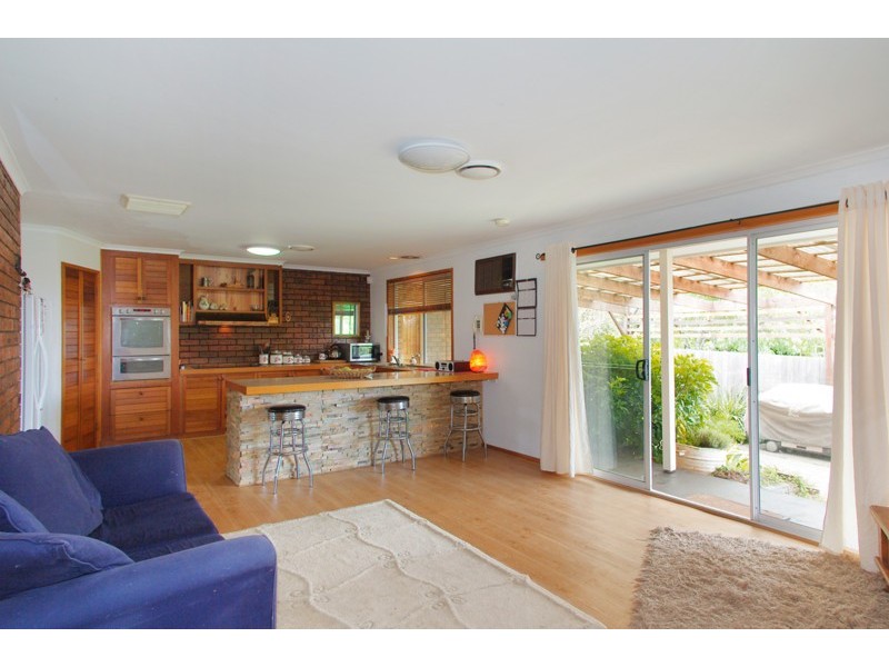 1 Southdown Crescent, Belmont VIC 3216