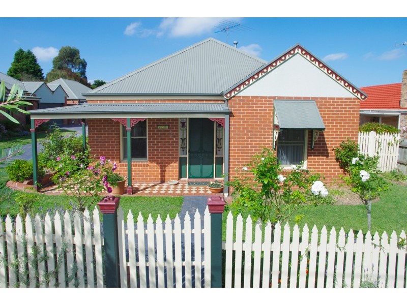 2/9-11 Frank Street, Newtown VIC 3220