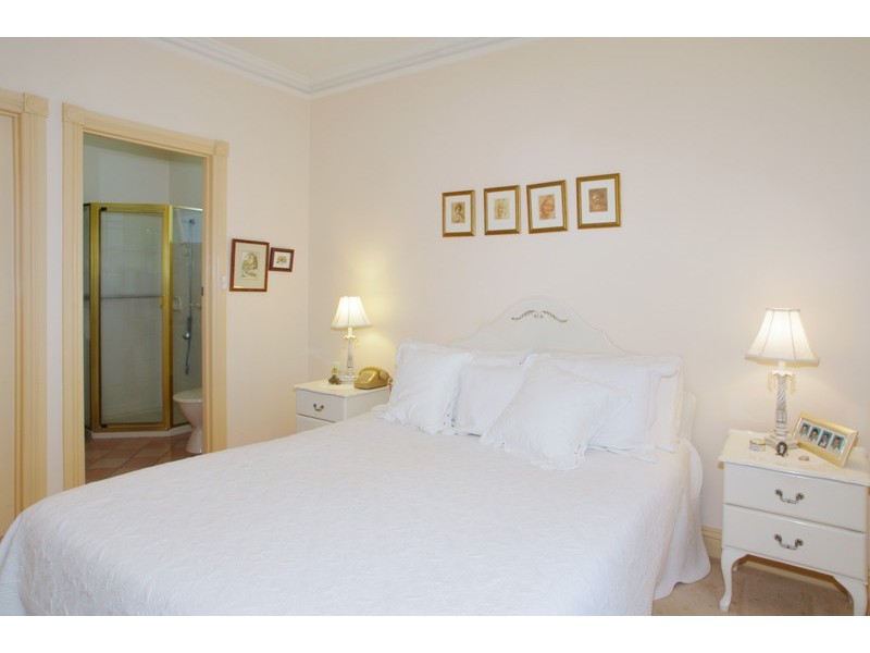 2/9-11 Frank Street, Newtown VIC 3220