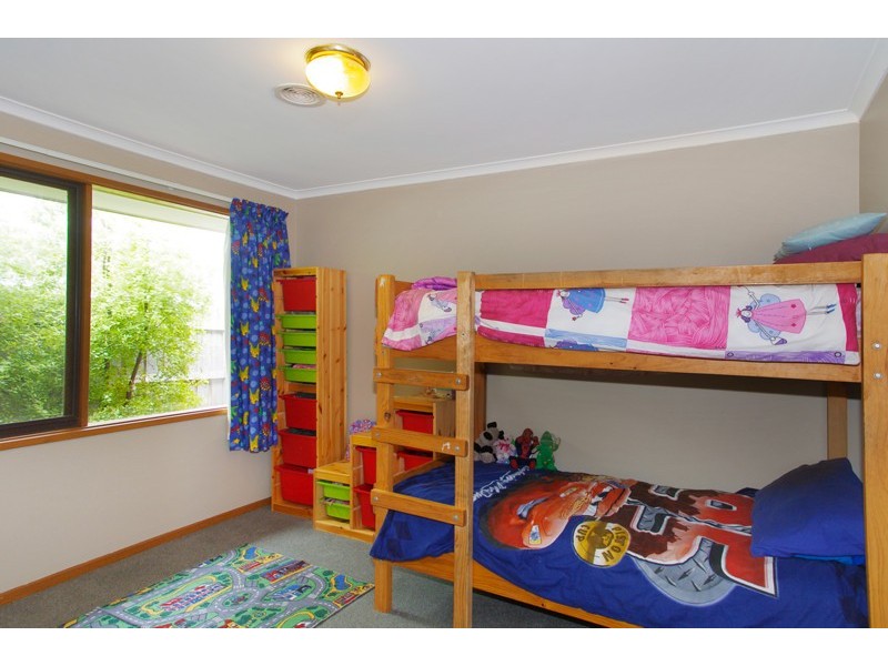 5 Coombe Court, Leopold VIC 3224