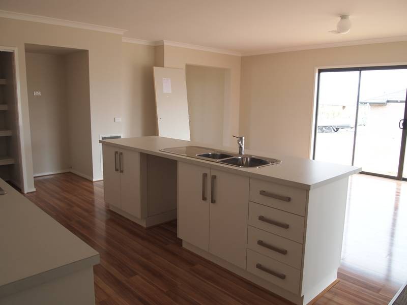 37 Paraffin Drive, Leopold VIC 3224