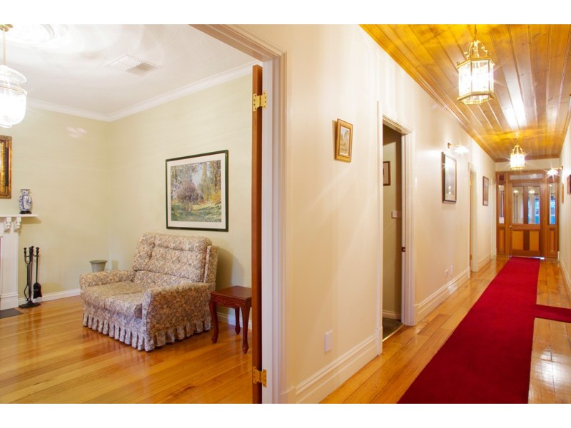 392 Shannon Avenue, Newtown VIC 3220