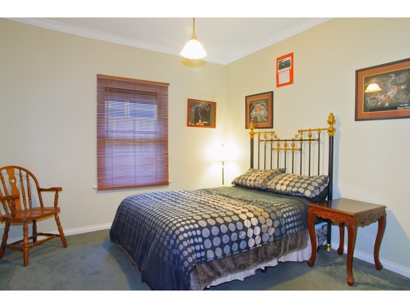 392 Shannon Avenue, Newtown VIC 3220