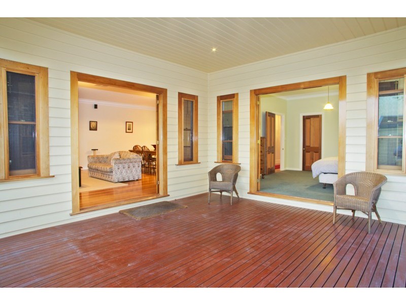 392 Shannon Avenue, Newtown VIC 3220