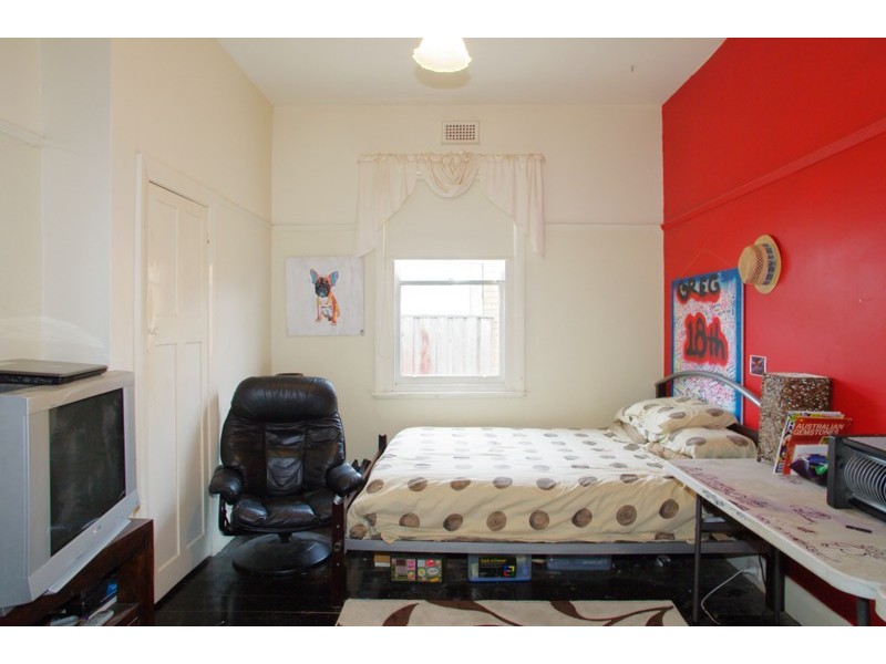 32 Bond Street, Newtown VIC 3220