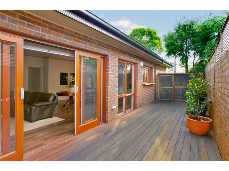 2 Edinburgh Avenue, Herne Hill VIC 3218