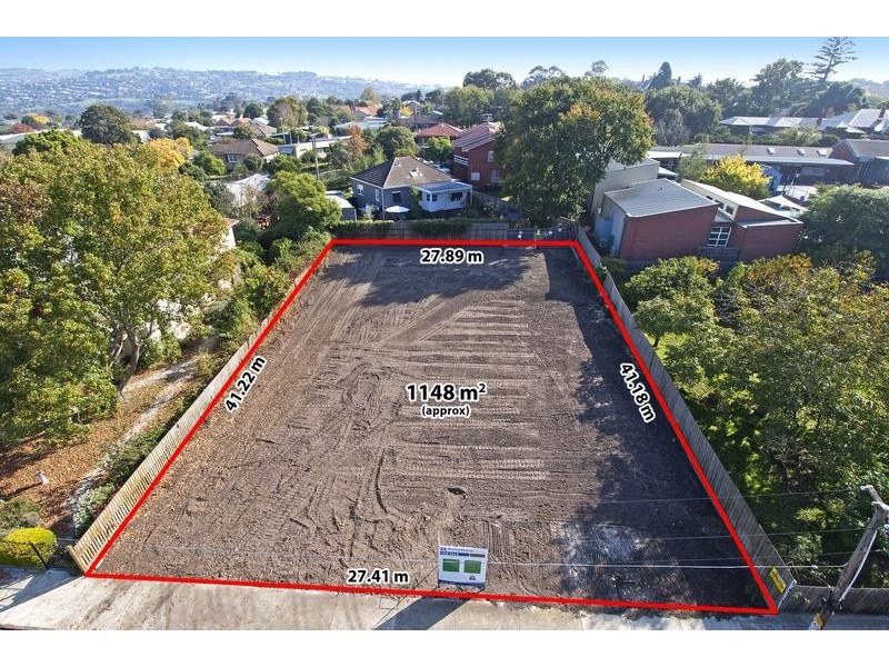 3 Stinton Avenue, Newtown VIC 3220