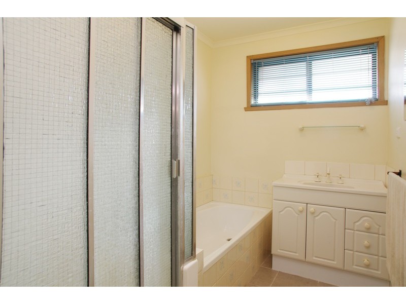 1/44 Volum Street, Manifold Heights VIC 3218