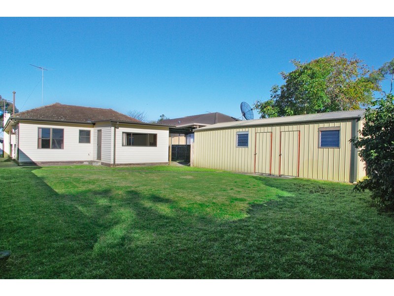 31 Wilton Avenue, Newcomb VIC 3219