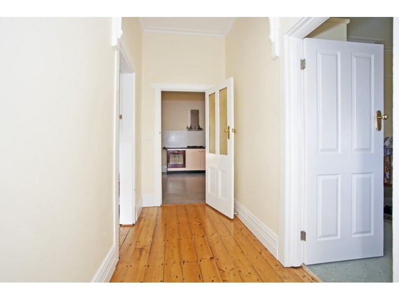 30 Roseneath Street, North Geelong VIC 3215