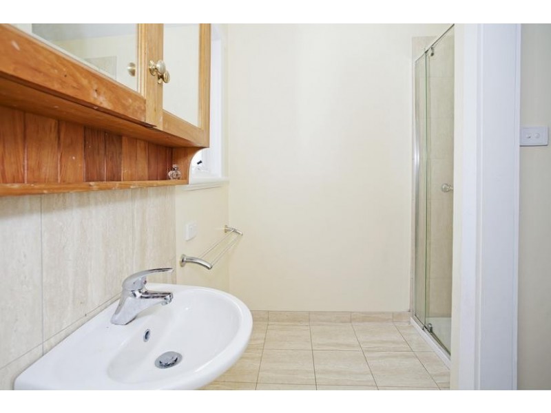 30 Roseneath Street, North Geelong VIC 3215