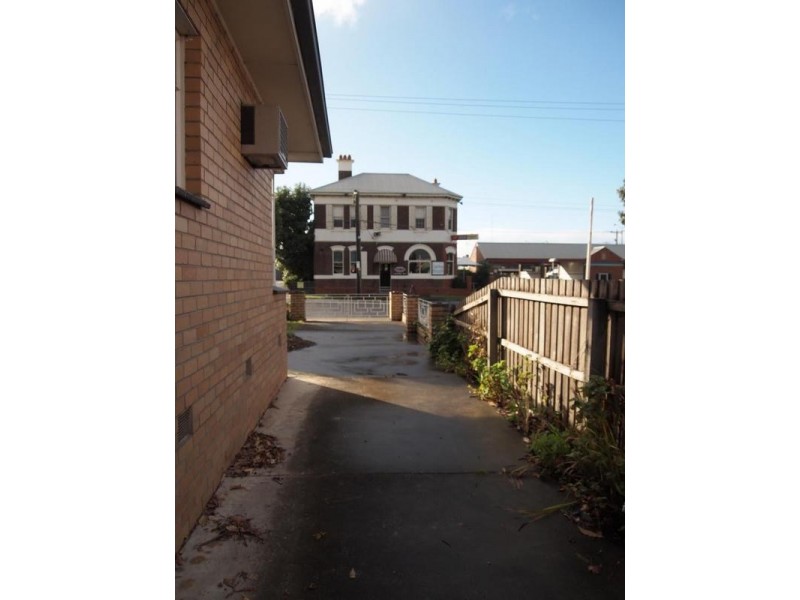 1 Noble Street, Newtown VIC 3220