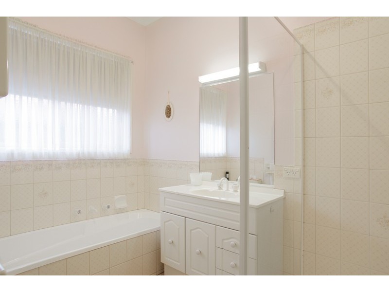 12 Lindholme Court, Highton VIC 3216