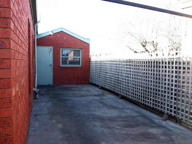 3/363 Pakintgon Se, Newtown VIC 3220