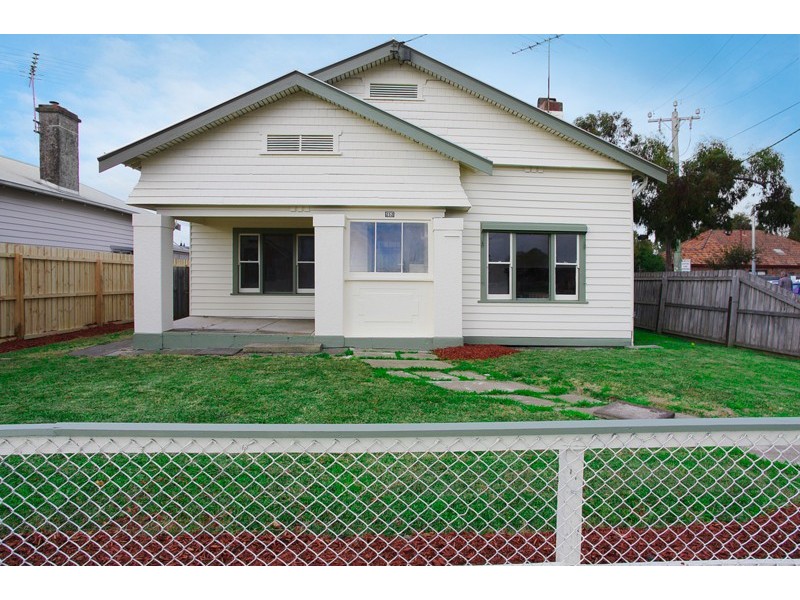 252 Shannon Avenue, Geelong West VIC 3218